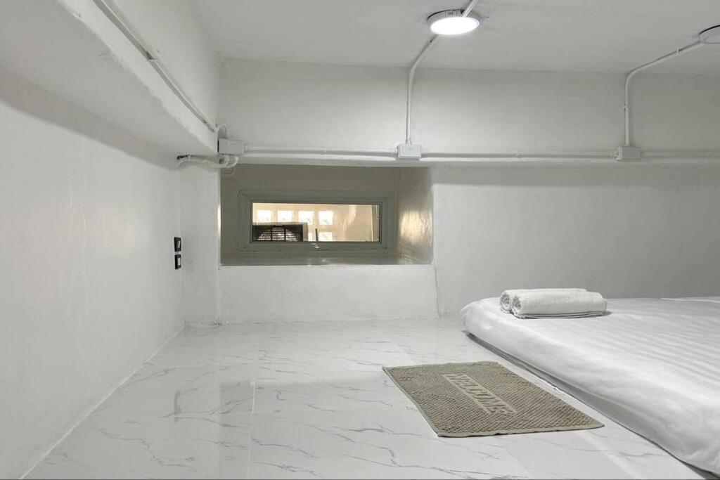 Megun Capsule 150 Cm Daire Bangkok Dış mekan fotoğraf